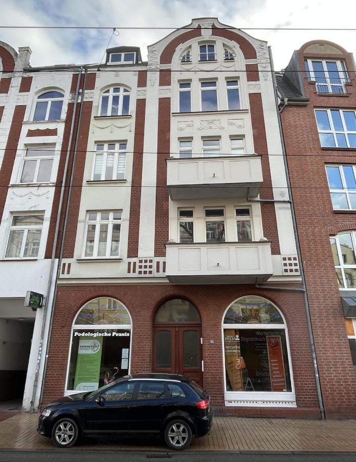 Endless: Mitten Im Zentrum Inkl. Stellplatz Schwerin  Exterior foto